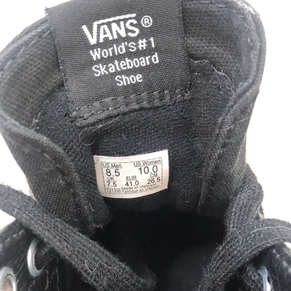 Men’s Vans Mid Top Skateboard Sneakers - Picture 5 of 8